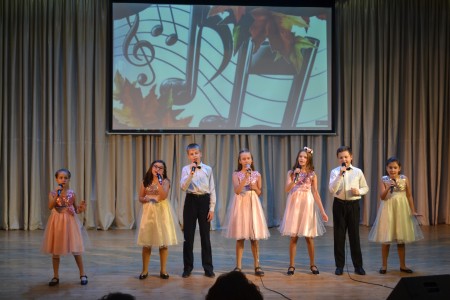 Вокальный ансамбль 'МУЗЫКАЛЬНАЯ КАПЕЛЬ'