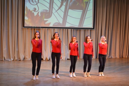 Вокальный ансамбль 'МУЗЫКАЛЬНАЯ РАДУГА'
