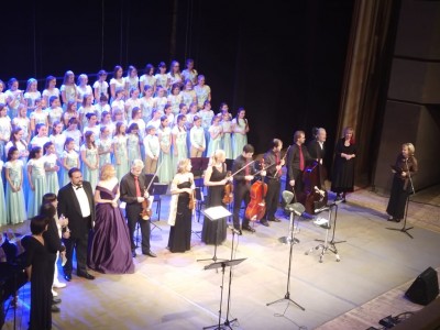 Литературно-музыкальный спектакль